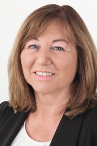 Irmgard Mayr