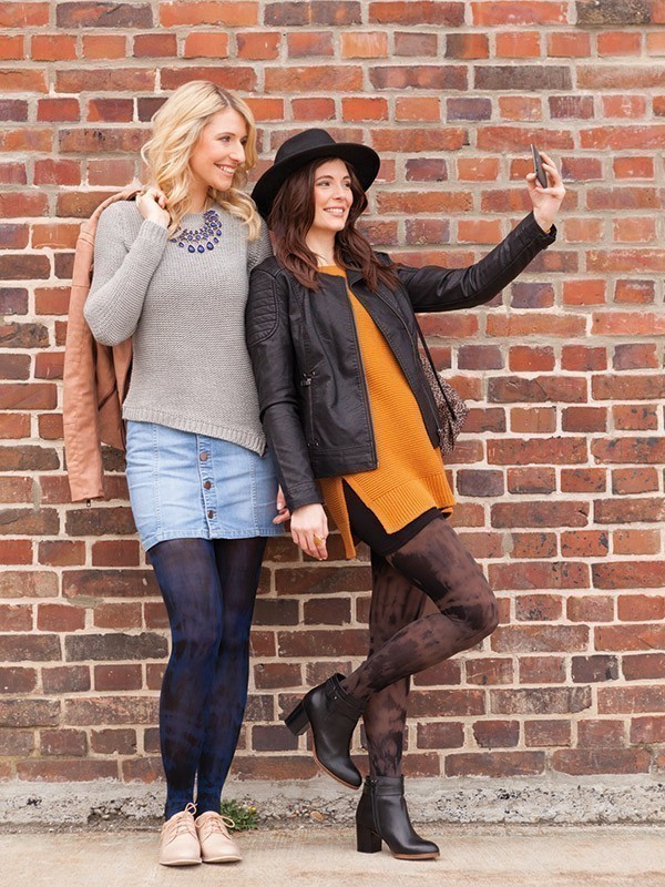 Mujeres llevando la colección Batik de Juzo® Mujeres llevando la colección Batik de Juzo®