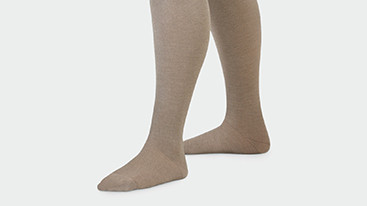 Juzo ScarComfort Silver Beine mit Kompressionsstrümpfen