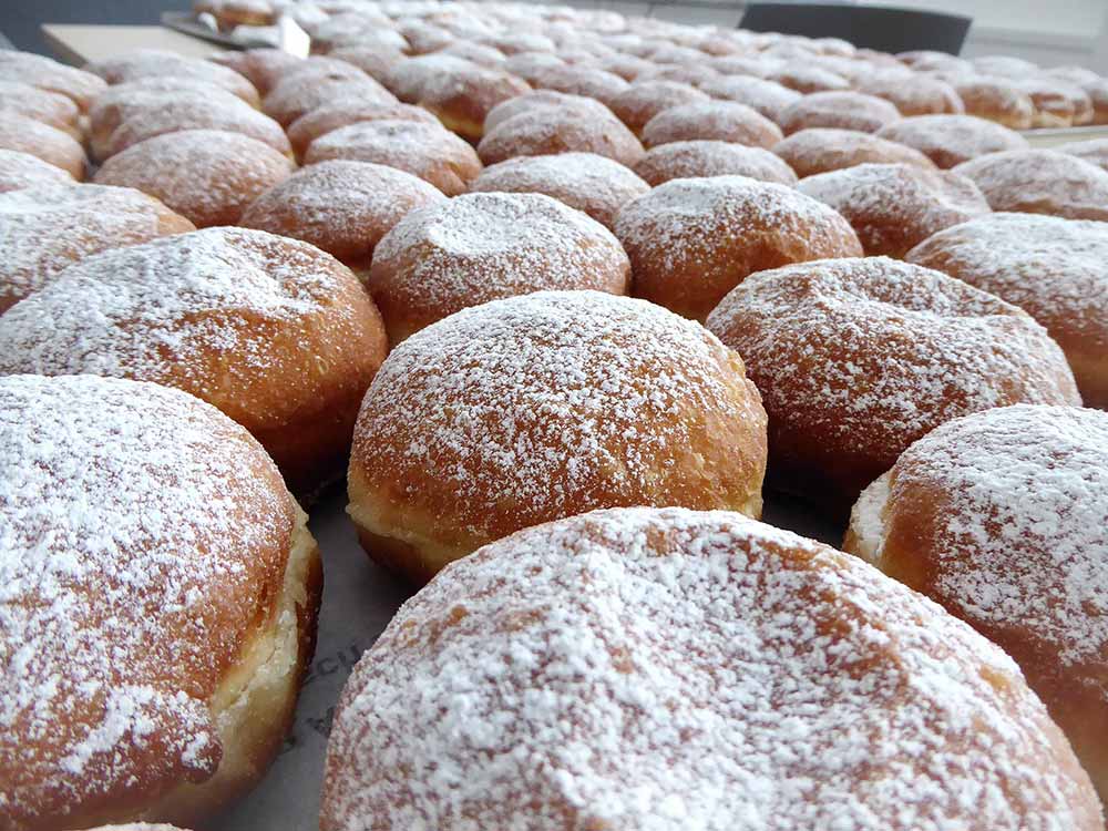 Krapfen Krapfen für die Belegschaft