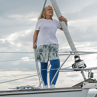 Uschi auf einem Boot Uschi auf einem Boot