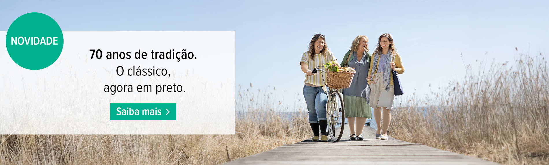 Mulheres em uma passarela usam meias de compressão. Além disso, é informado que a Selecta Classic agora também está disponível em preto.