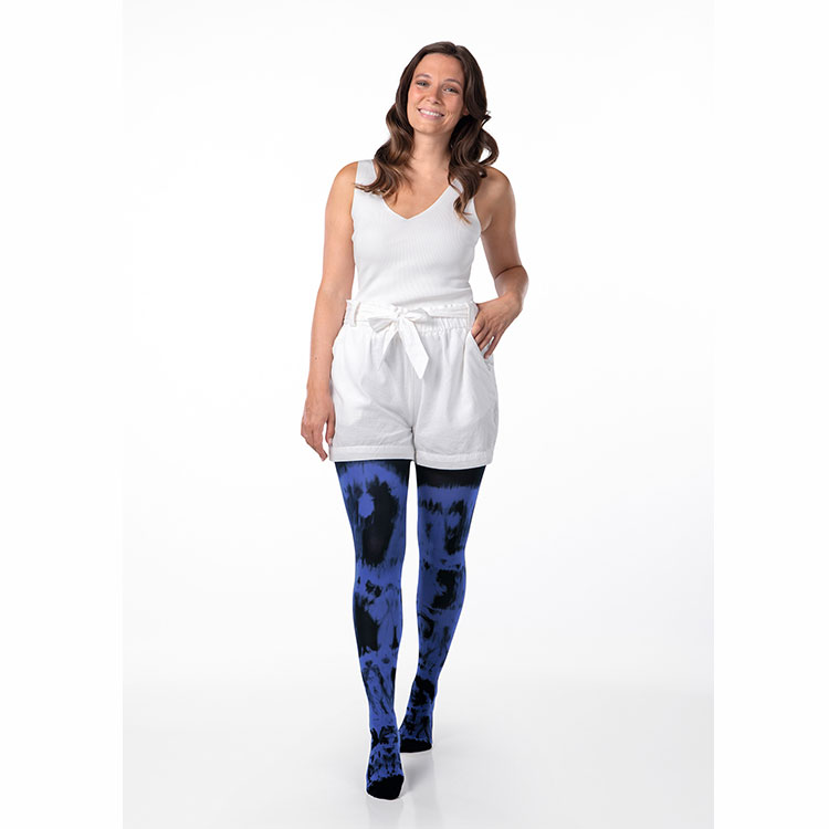 Trendfarbe beautiful blue Batik schwarz Trendfarbe beautiful blue Batik schwarz