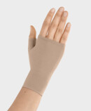Handske med tommelfingerdel i farven Mandel